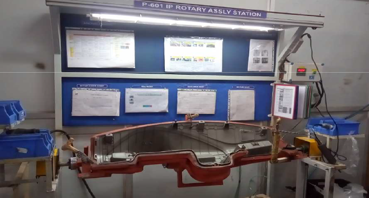 Auratech industrial holding fixture and assembly workstation